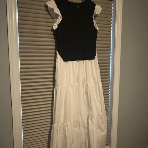 Mixed Media Sleeveless Maxi Dress - Picture 6 of 7